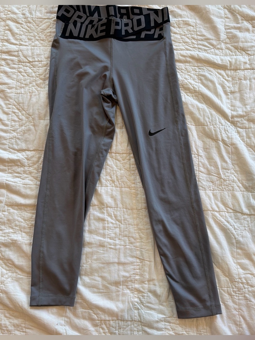 Nike Dri-FIT Light Gray Workout Leggings